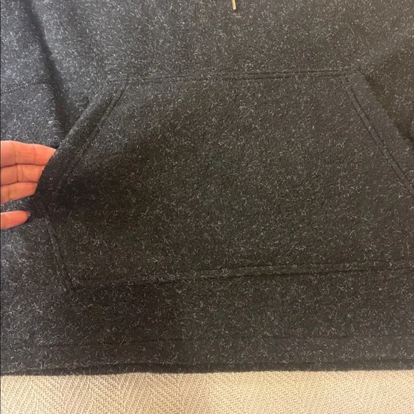 Nike Therma Fleece S Cowl Black pullover Gold embroidered Oversized. Size - LG - Picture 7 of 11